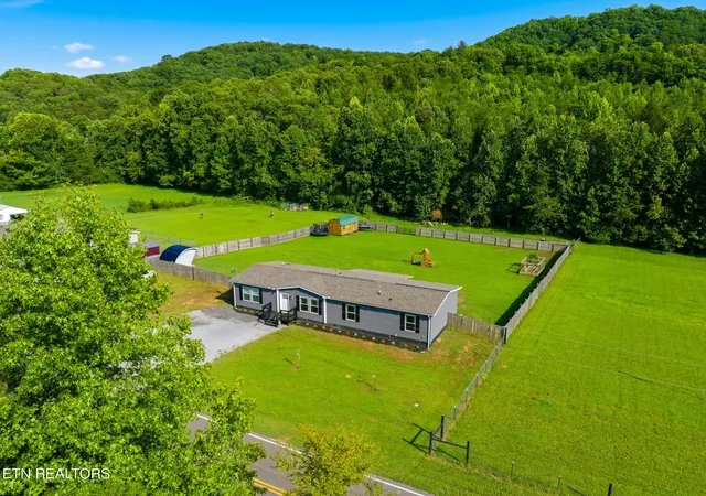 1st image of 1440 Belltown Rd, Tellico Plains, TN 37385 | MLS# 1351626