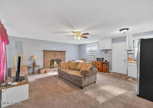 4th image of 929 Black Alder Ln, Dandridge, TN 37725 | MLS# 1351602