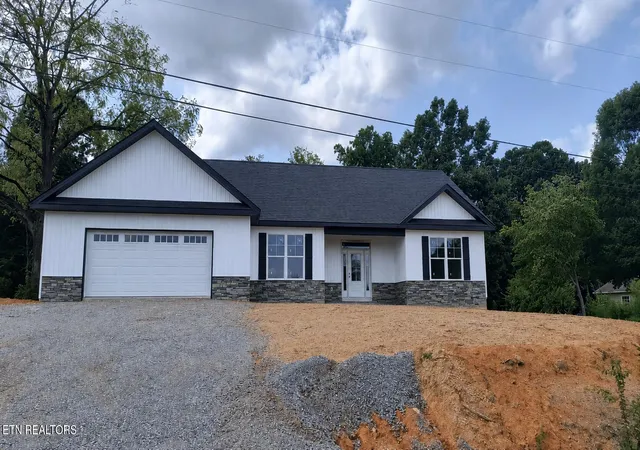 Photo 1 of Sale Pending at 1269 Tuckaleechee Tr, Maryville, TN 37803 | MLS# 1351654 | Listing updated on 2026-08-22