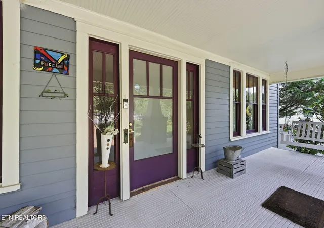 Photo 1 of Single family home for sale at 2402 Highland Dr, Knoxville, TN 37918 | MLS# 1351582 | Listing updated on 2026-09-14