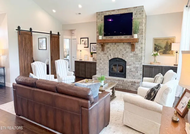 Photo 3 of Sale Pending at 3623 Promontory Point, Louisville, TN 37777 | MLS# 1351612 | Listing updated on 2026-09-03