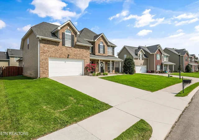 4th image of 410 Frostview Ln, Maryville, TN 37804 | MLS# 1351550