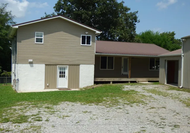 1st image of 1122 Old Lantana Rd, Crossville, TN 38572 | MLS# 1351543