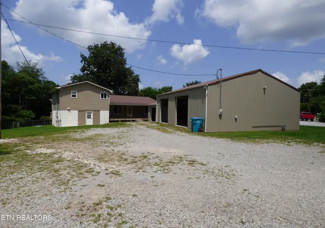 3rd image of 1122 Old Lantana Rd, Crossville, TN 38572 | MLS# 1351543