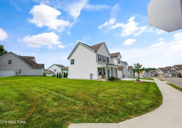 3rd image of 8930 Queensdale Ln, Knoxville, TN 37924 | MLS# 1352442