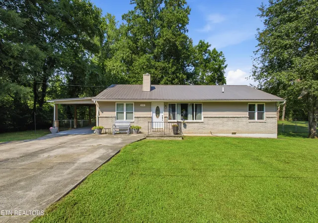 1st image of 214 Woodlane Dr, Rockwood, TN 37854 | MLS# 1351565