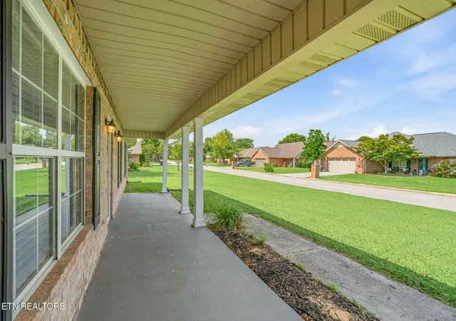 2nd image of 2233 Portland Dr, Maryville, TN 37803 | MLS# 1351874