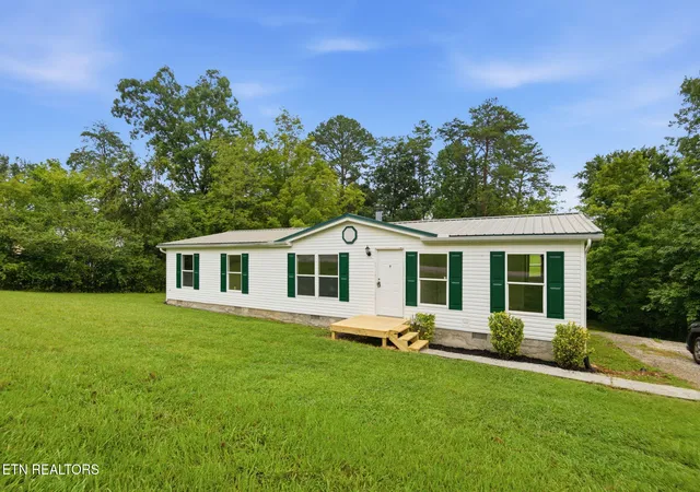 3rd image of 193 3Rd St, Corryton, TN 37721 | MLS# 1351576