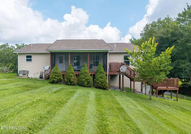 Photo 3 of Single family home for sale at 275 Kearney Dr, Crossville, TN 38555 | MLS# 1351597 | Listing updated on 2026-09-23
