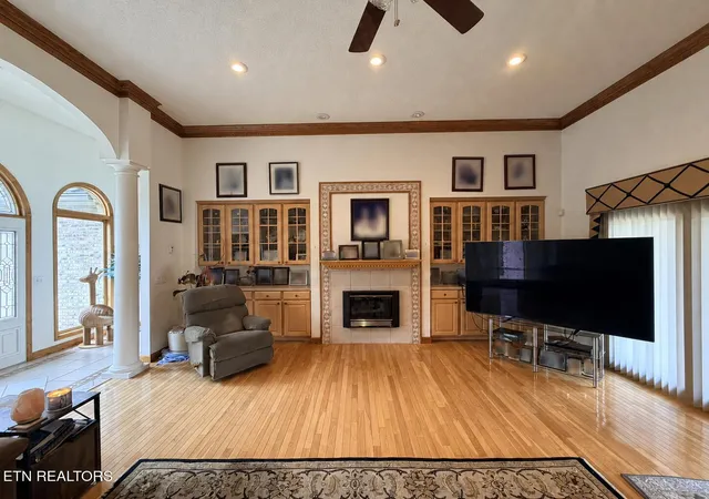 4th image of 201 N Baker St, Oneida, TN 37841 | MLS# 1352022