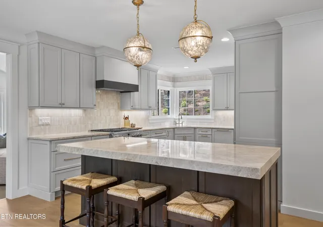 Photo 3 of Single family home for sale at 749 Cherokee Blvd, Knoxville, TN 37919 | MLS# 1351890 | Listing updated on 2026-09-14