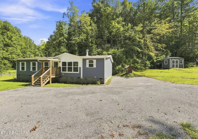 image of 2327 Dripping Springs Rd, Seymour, TN 37865 | MLS# 1351652
