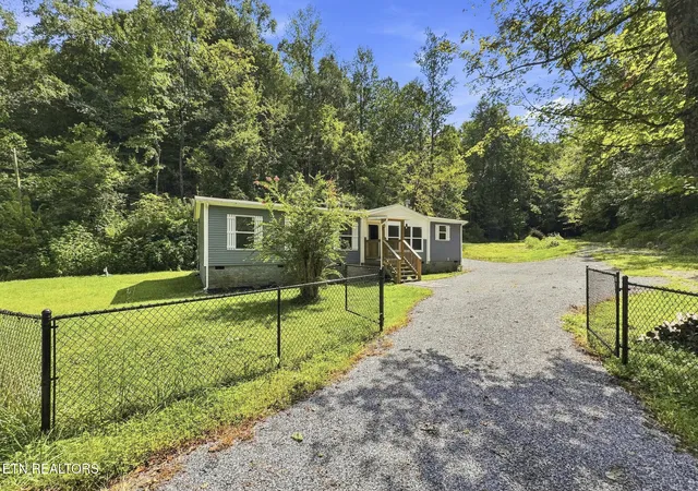 image of 2327 Dripping Springs Rd, Seymour, TN 37865 | MLS# 1351652