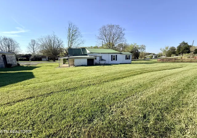 16th image of 8259 Corryton Luttrell Rd, Corryton, TN 37721 | MLS# 1351611