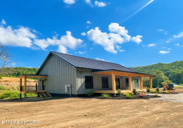 2nd image of 3749 Richardson Cove Rd, Sevierville, TN 37876 | MLS# 1351977