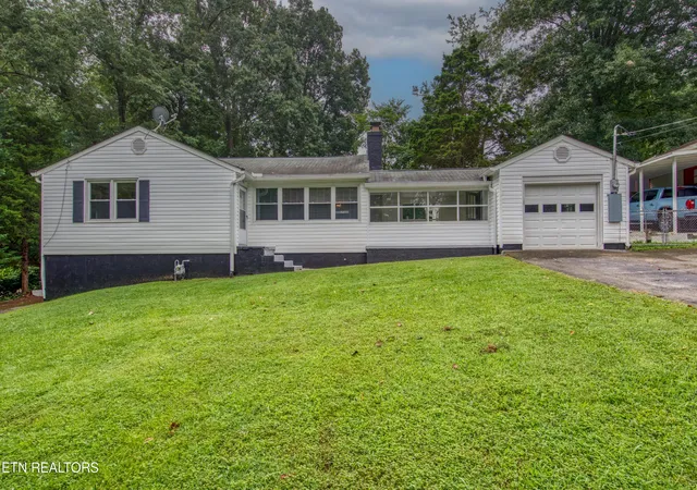 Photo 1 of Single family home for sale at 1806 Westchester Dr, Knoxville, TN 37918 | MLS# 1351653 | Listing updated on 2026-08-30
