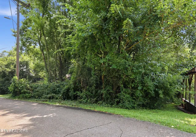 1st image of 2518 Ramona St, Knoxville, TN 37921 | MLS# 1351718
