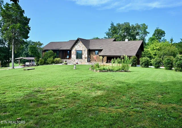 4th image of 429 Henry Ln, Greenback, TN 37742 | MLS# 1352202
