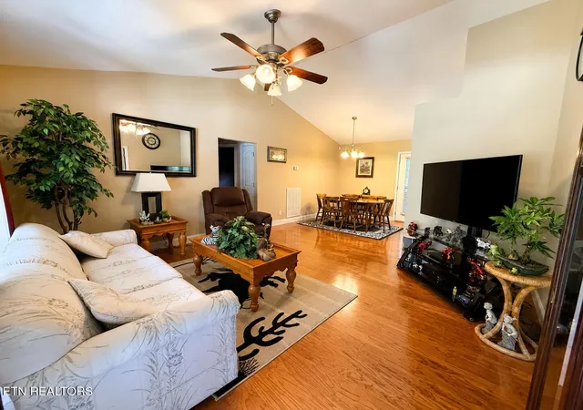 4th image of 4220 Chica Rd, Crossville, TN 38572 | MLS# 1351815