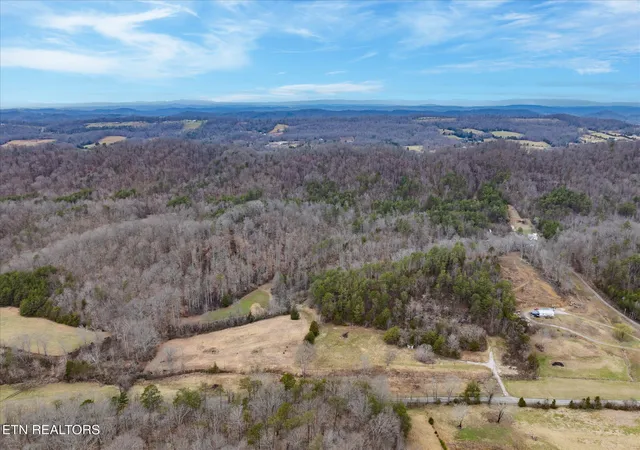 2nd image of 562 Hinds Creek Rd, Maynardville, TN 37807 | MLS# 1351646
