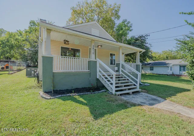 Photo 1 of Single family home for sale at 3810 Catalpa Ave, Knoxville, TN 37914 | MLS# 1351659 | Listing updated on 2026-08-13