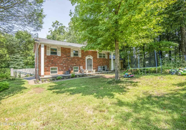 3rd image of 10525 Bob Gray Rd, Knoxville, TN 37932 | MLS# 1351766