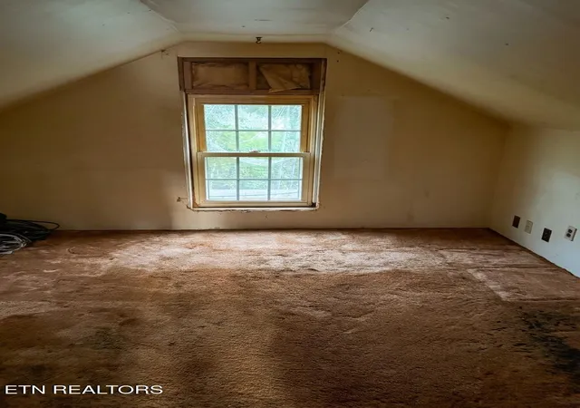 11th image of 907 High St, Clinton, TN 37716 | MLS# 1351702