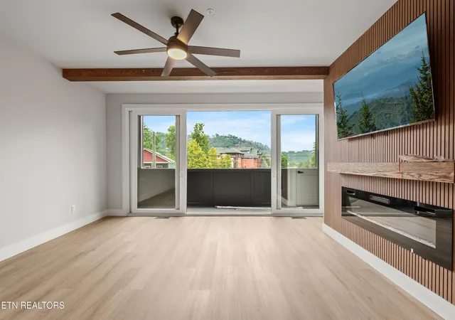 1st image of 215 Circle Dr #Unit 10, Gatlinburg, TN 37738 | MLS# 1351739