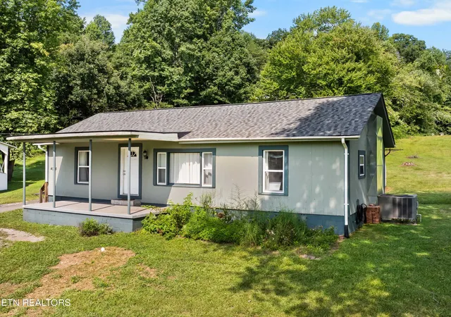 3rd image of 4090 W Buttermilk Rd, Kingston, TN 37763 | MLS# 1352036