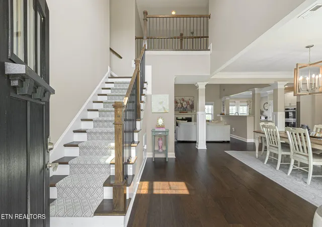 Photo 4 of Sale Pending at 102 Pineberry W Rd, Oak Ridge, TN 37830 | MLS# 1351782 | Listing updated on 2026-09-10