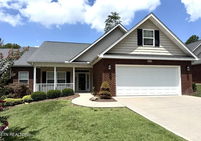 2nd image of 1631 Autumn Path Lane Lane, Knoxville, TN 37918 | MLS# 1351781
