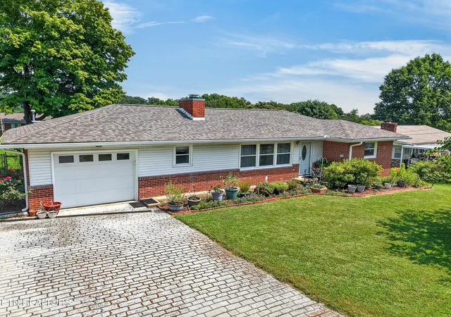 1st image of 509 Scenic Dr, Clinton, TN 37716 | MLS# 1351939