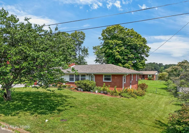 image of 509 Scenic Dr, Clinton, TN 37716 | MLS# 1351939