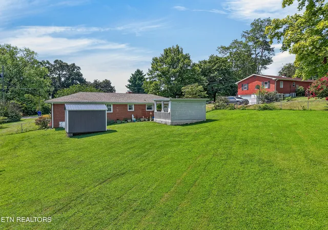 image of 509 Scenic Dr, Clinton, TN 37716 | MLS# 1351939