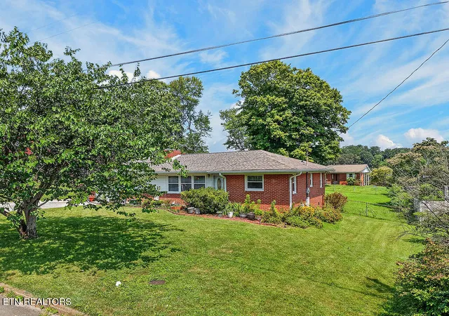 image of 509 Scenic Dr, Clinton, TN 37716 | MLS# 1351939