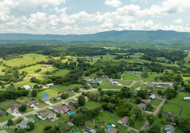 48th image of 750 Meadow Ridge Rd, Walland, TN 37886 | MLS# 1351812