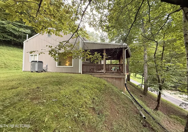 31st image of 2808 Cave Springs Rd, Dryden, VA 24243 | MLS# 1351780