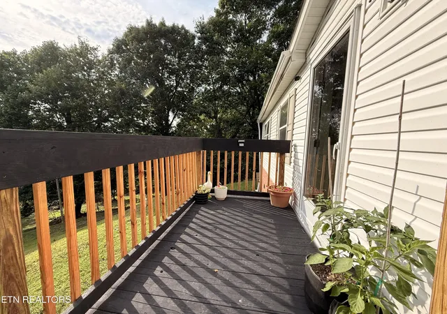 2nd image of 10407 Radford Rd, Wise, VA 24293 | MLS# 1351783