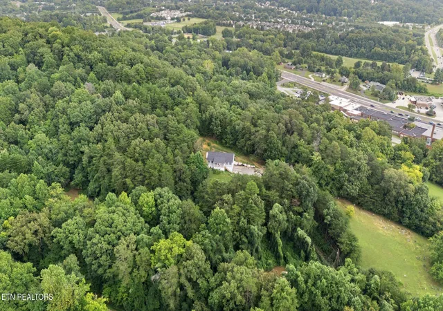 45th image of 2402 Ball Camp Byington Rd, Knoxville, TN 37931 | MLS# 1352011