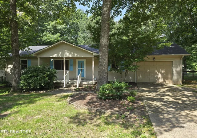 1st image of 1954 Spruce Loop, Crossville, TN 38555 | MLS# 1351880