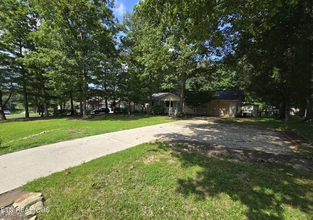 2nd image of 1954 Spruce Loop, Crossville, TN 38555 | MLS# 1351880