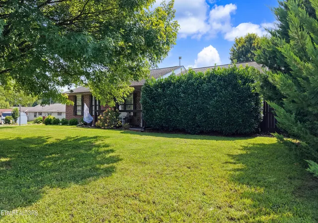 Photo 4 of Single family home for sale at 6918 Sicilia Ln, Corryton, TN 37721 | MLS# 1351966 | Listing updated on 2026-09-18