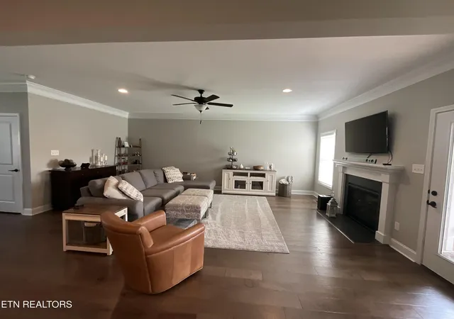 Photo 2 of Single family home for sale at 2834 Surfside Shrs Ln #3, Knoxville, TN 37938 | MLS# 1351931 | Listing updated on 2026-08-16
