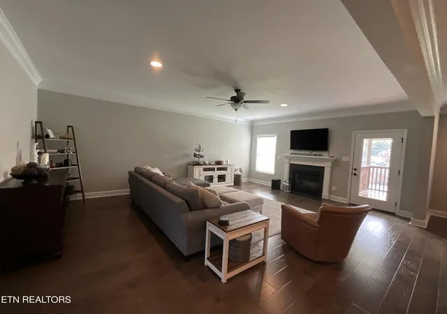 Photo 3 of Single family home for sale at 2834 Surfside Shrs Ln #3, Knoxville, TN 37938 | MLS# 1351931 | Listing updated on 2026-08-16