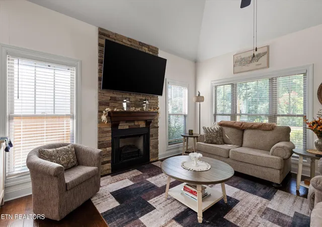 Photo 2 of Single family home for sale at 5979 Winding Ln, Hixson, TN 37343 | MLS# 1352109 | Listing updated on 2026-09-14