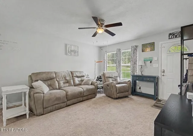 Photo 3 of Single family home for sale at 3910 Oakland Dr, Knoxville, TN 37918 | MLS# 1351866 | Listing updated on 2026-09-14