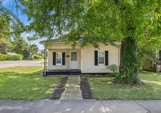 1st image of 2722 Piedmont St, Knoxville, TN 37921 | MLS# 1351863