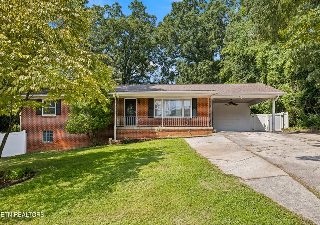1st image of 5713 Haynes Sterchi Rd, Knoxville, TN 37912 | MLS# 1351853