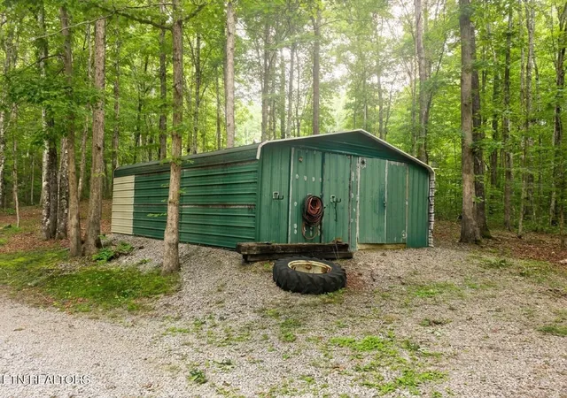 17th image of 301 Joe Barnett Rd, Jamestown, TN 38556 | MLS# 1351871