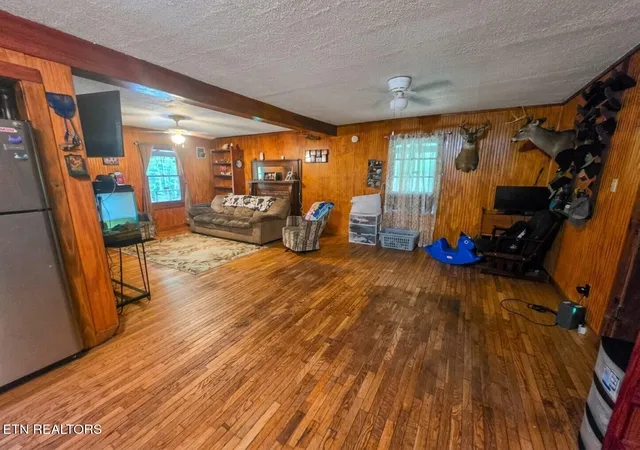 3rd image of 301 Joe Barnett Rd, Jamestown, TN 38556 | MLS# 1351871